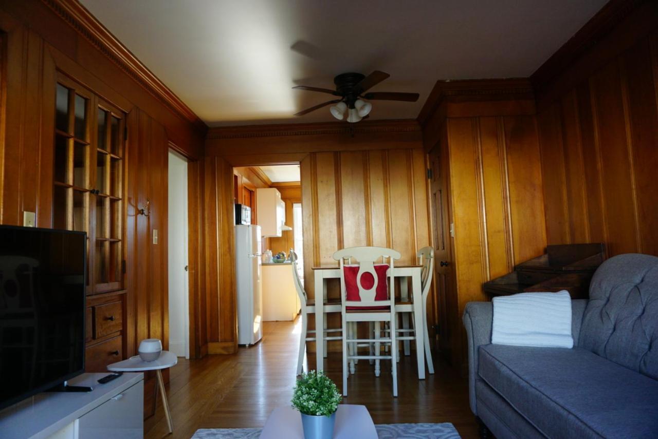 The Royal Oak Apartment Cranston Exterior photo